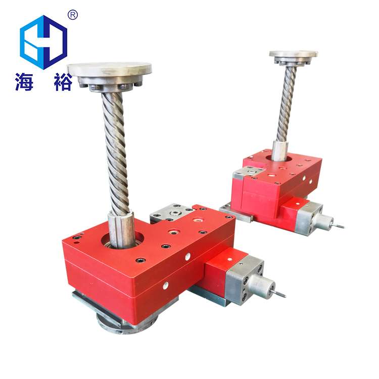 側攻式模內攻牙機