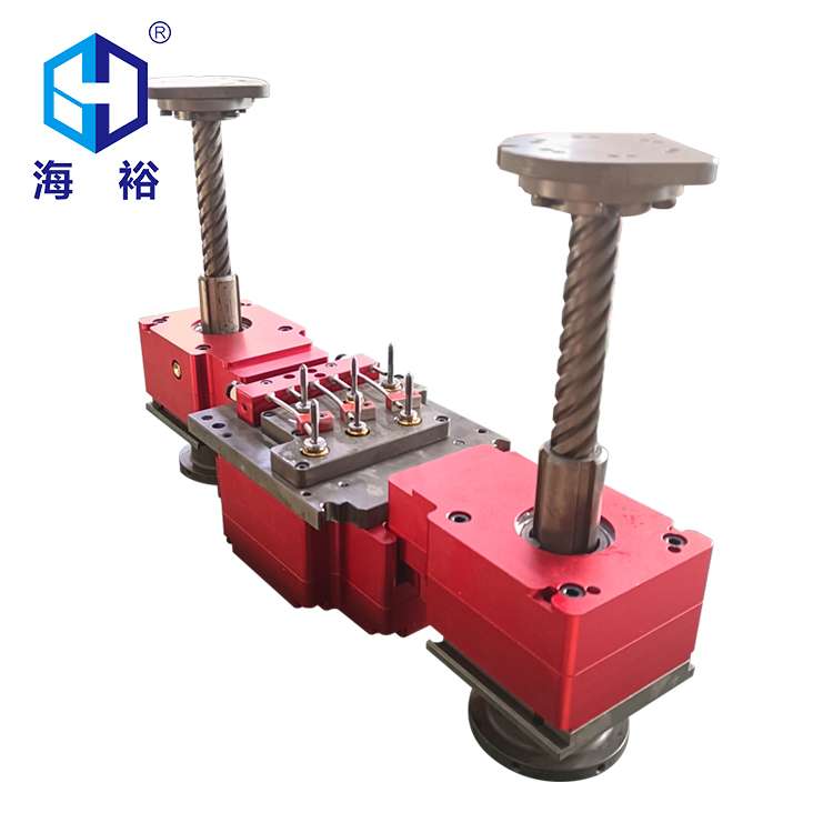 倒攻式模內攻牙機