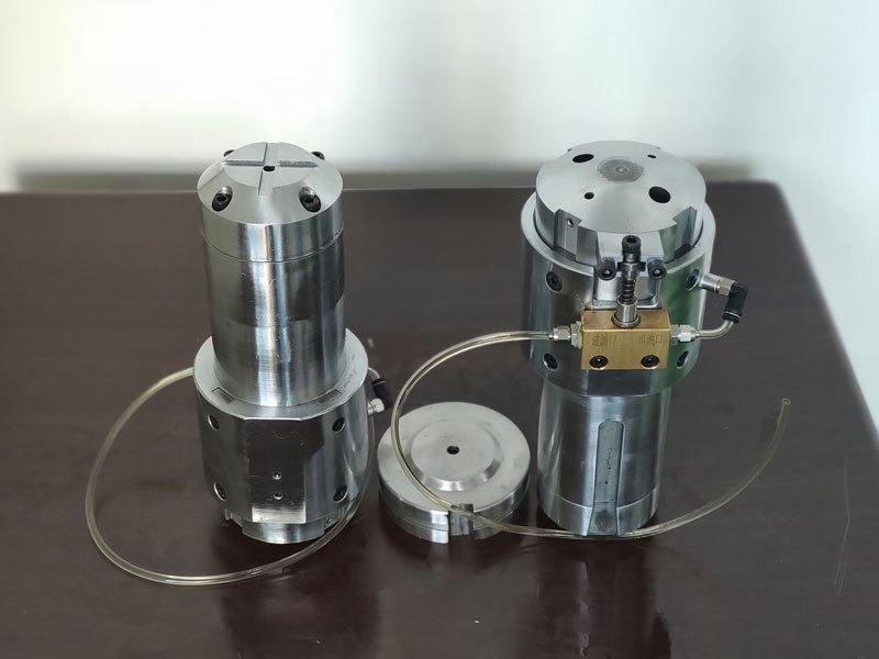 C工位轉塔攻絲模具